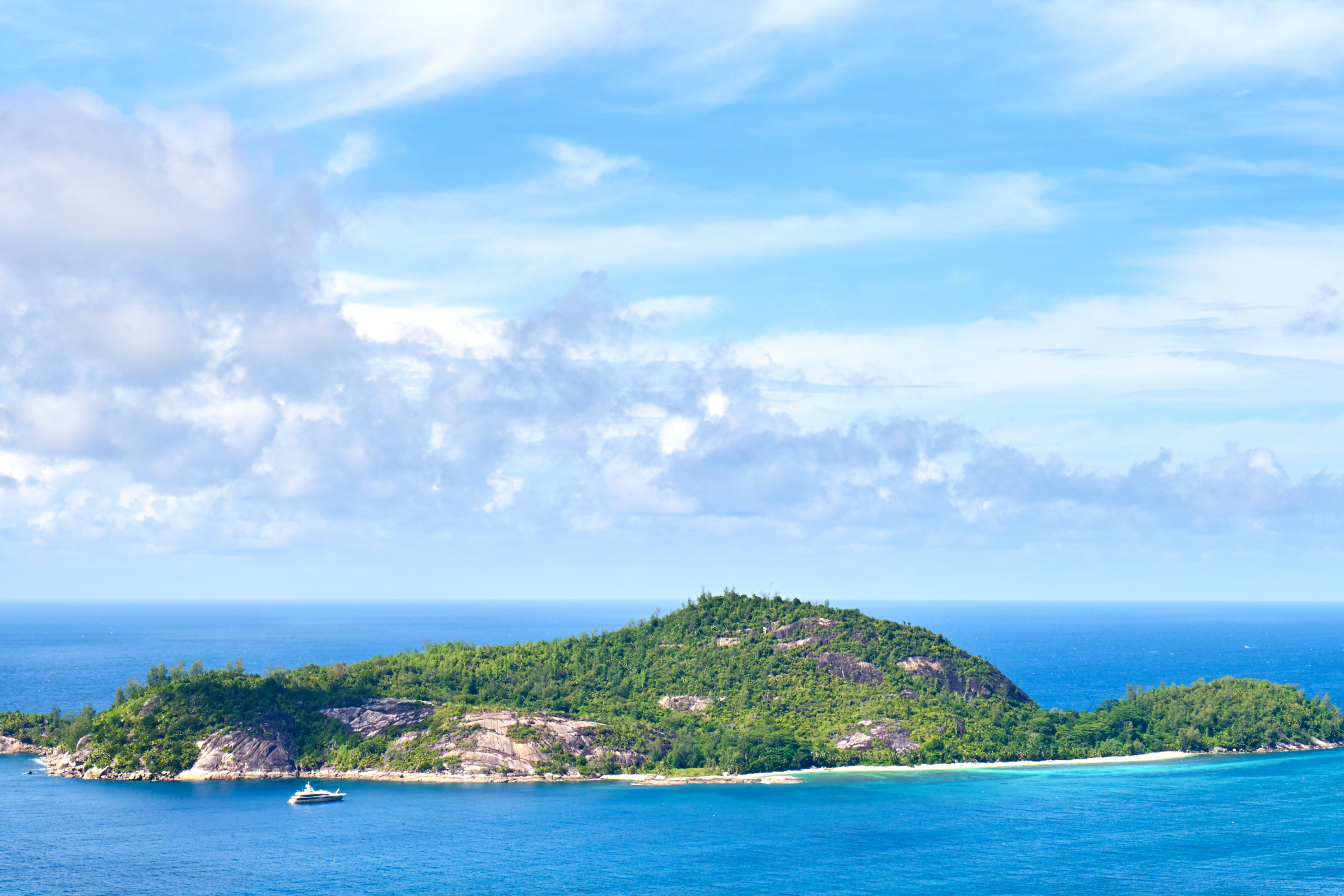 therese island (3).webp